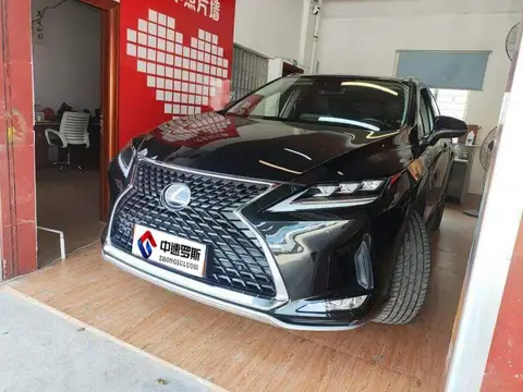 Lexus RX 2020 300 4WD Elegant Edition