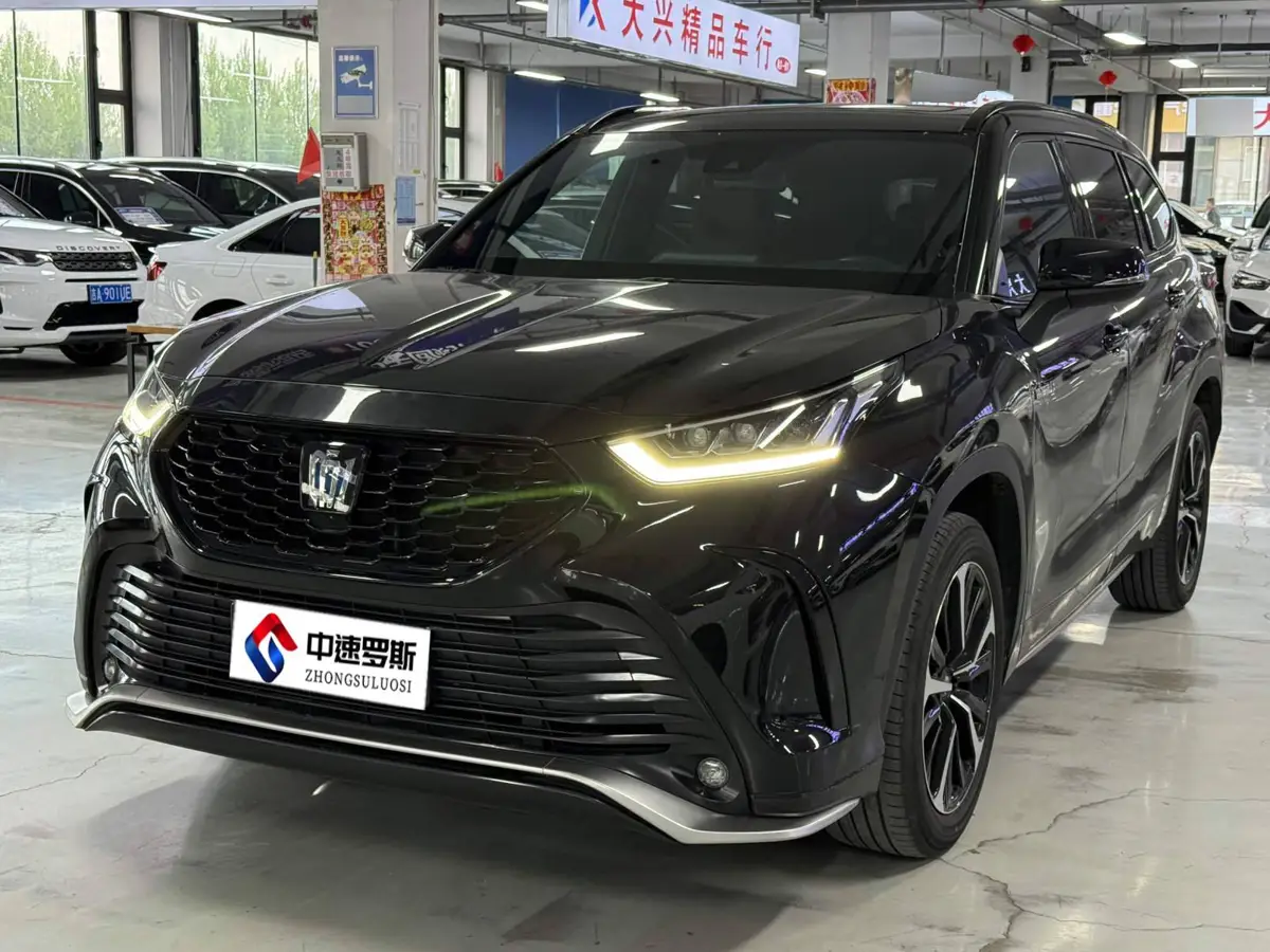 Crown Land 2021 2.5L HEV 4WD Luxury Edition