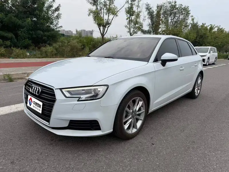 Audi A3 2018 30th Anniversary Sportback 35 TFSI Progressive