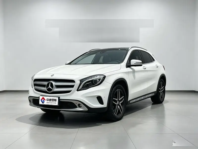 Mercedes-Benz GLA 2015 GLA 200 Fashion Edition