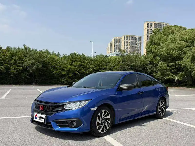 Civic 2016 220TURBO CVT Deluxe Edition