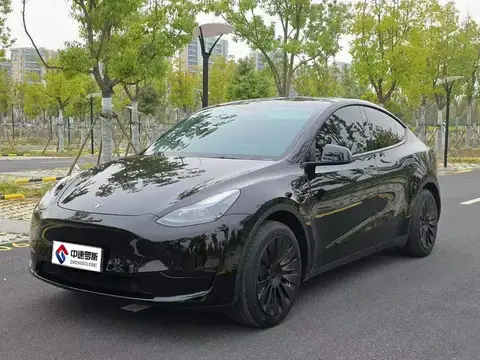 Модель Y 2022 rear-wheel drive version