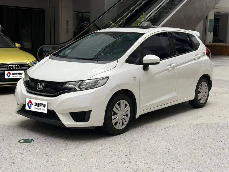 Fit 2016 1.5L LXS CVT Comfort Sunroof Edition