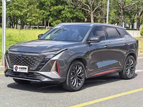 Changan Oushang Z6 2022 Blue Whale 1.5T DCT Zhizun Edition