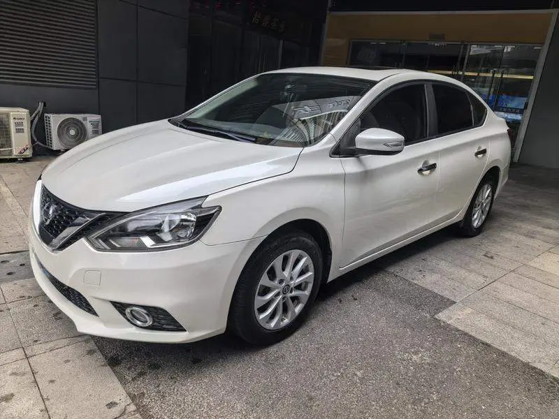 Sylphy 2018 1.6XV CVT Premium Edition