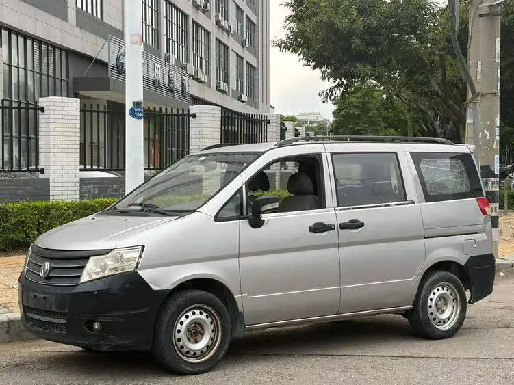 Handsome 2011 1.5L Manual Standard 7 Seater National IV