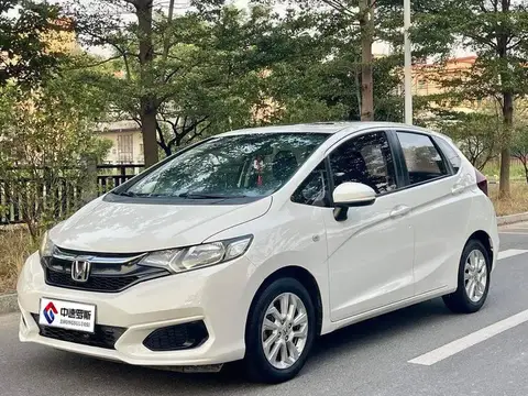 Fit 2018 1.5L CVT Comfort Sunroof Edition