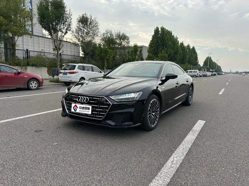 Audi A7L 2022 45 TFSI quattro S-line Vision Flow Crystal Package
