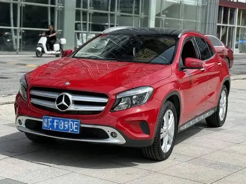Mercedes-Benz GLA 2016 GLA 200 Dynamic