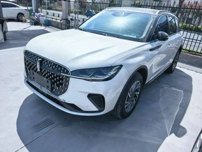 adventurer 2025 2.0T Two-Wheel Drive Premium Edition