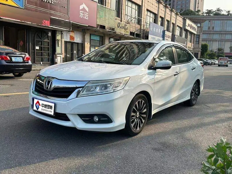 Lingpai 2015 1.8L Automatic Comfort Edition