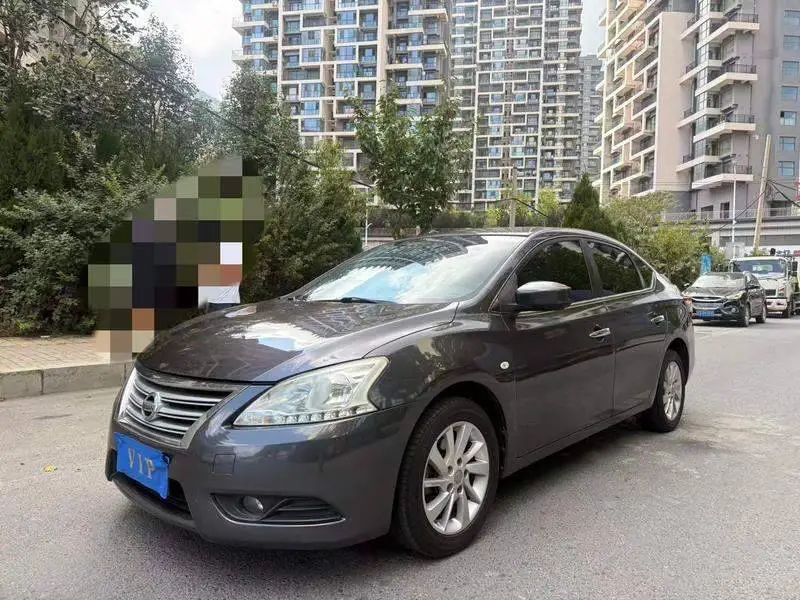 Sylphy 2012 1.6XL CVT Deluxe Edition