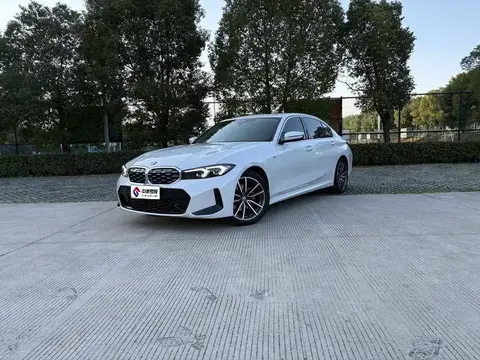 BMW 3 السلسلة 2025 325Li M Sport Package