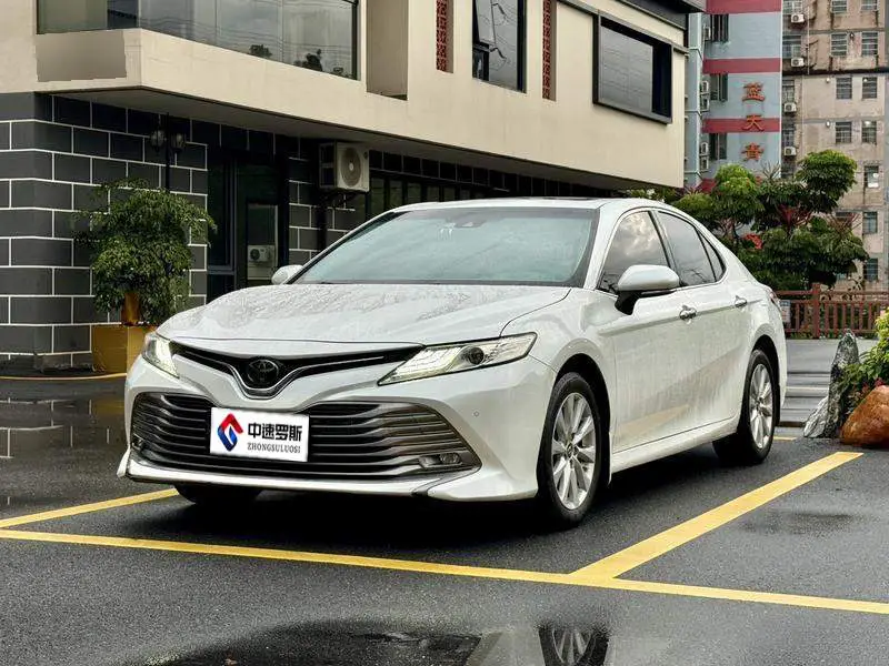 Camry 2019 2.0G Deluxe Edition National VI