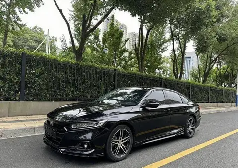 Accord 2022 260TURBO Fantasy Night Premium Edition