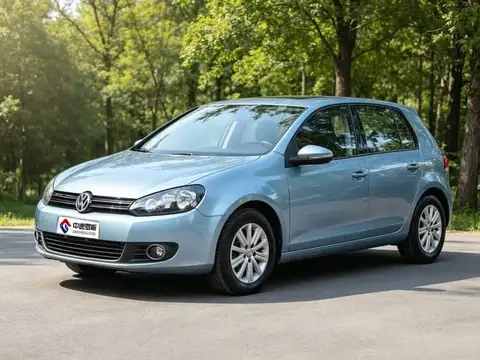 Golf 2011 1.6 Automatic Fashion Mẫu