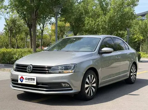 Sagitar 2015 230TSI Automatic Luxury
