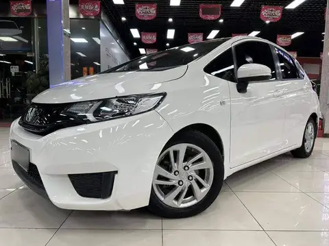 Fit 2016 1.5L SE CVT Fashion Model