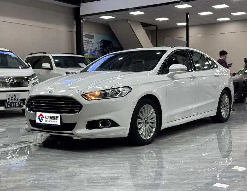 Mondeo 2013 2.0L GTDi200 Fashion Modelo
