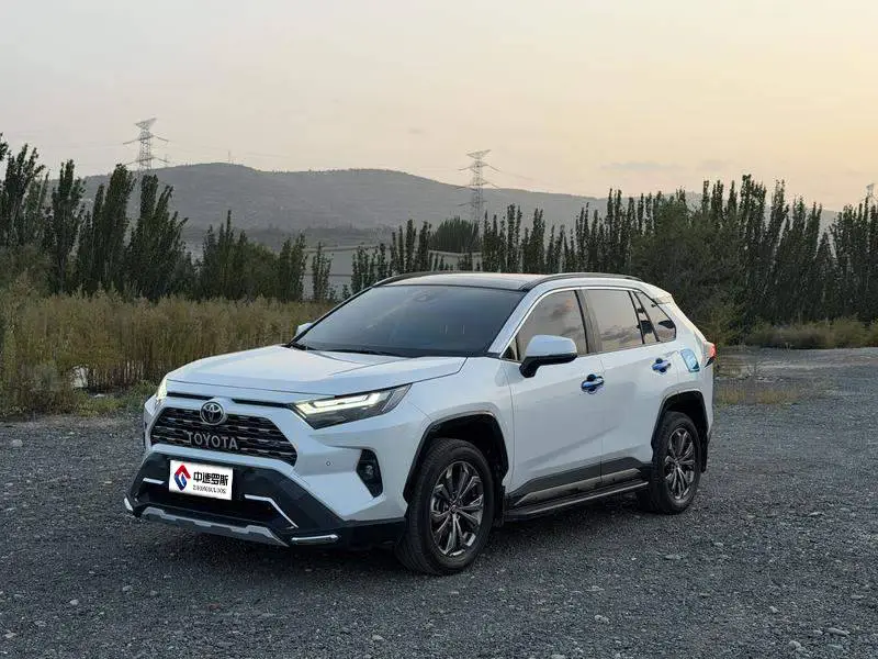 RAV4 Rongfang 2024 2.0L CVT 2WD Fashion Plus Edition