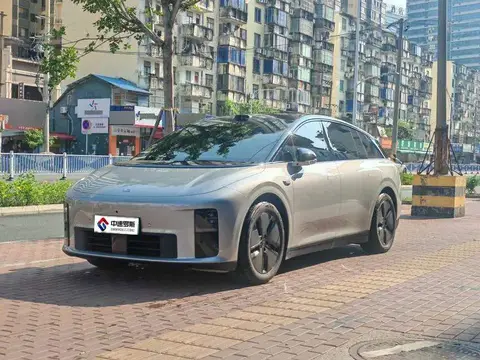 Ideal i6 2025 two-wheel drive standard version