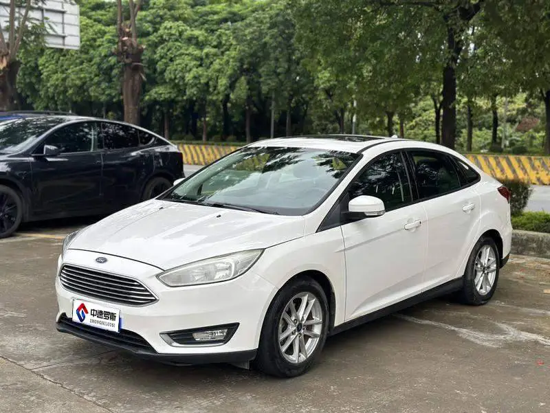 Fox 2017 Sedan 1.6L Automatic Fashion Smart Edition