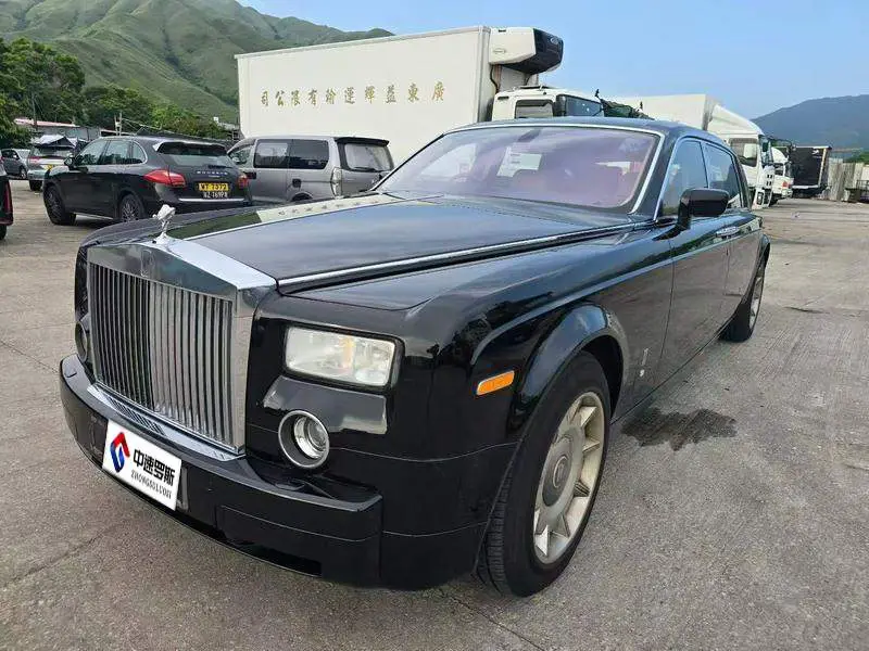 phantom 2006 6.7L Extended EWB