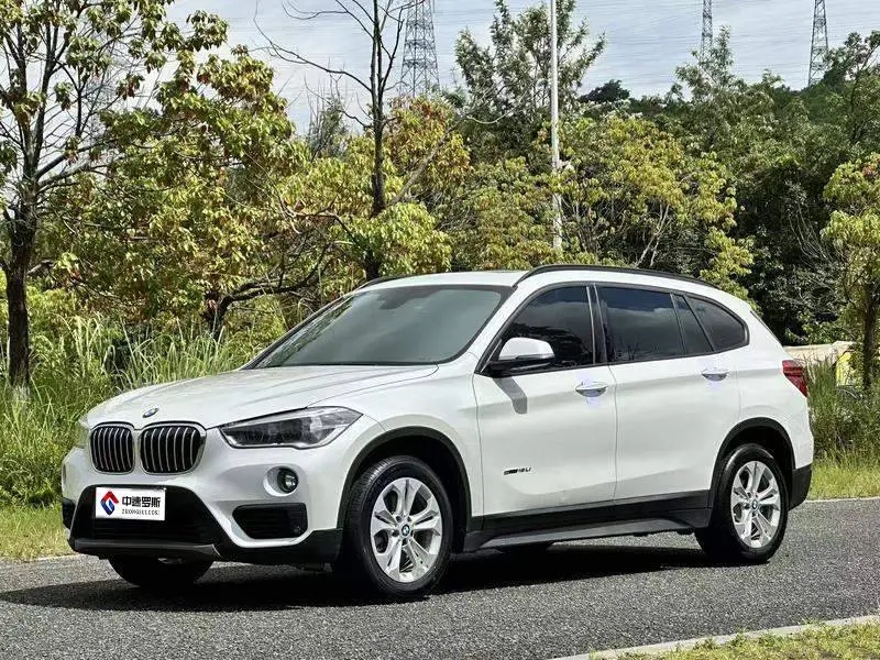 BMW X1 2016 sنظام الدفع18Li Premium Edition