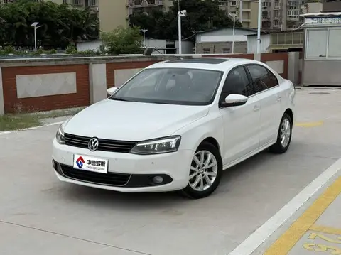 Sagitar 2012 1.4TSI Automatic Luxury Modèle