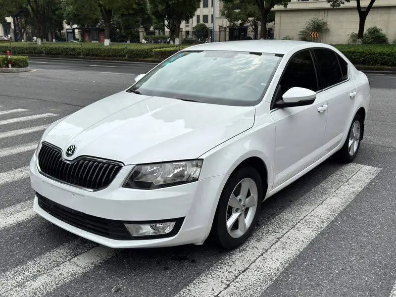 Octavia 2016 1.6L Automatic Innovation Edition