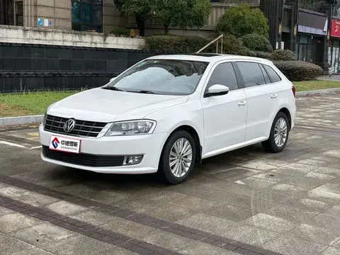 Langxing 2014 1.6L Automatic Sports Edition
