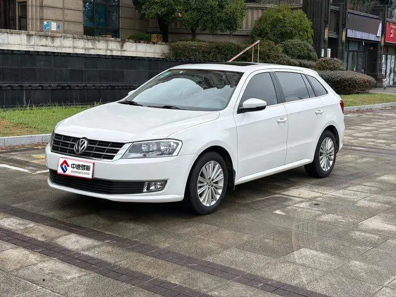 Langxing 2014 1.6L Automatic Sports Edition
