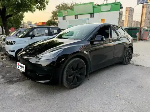 الطراز Y 2023 rear-wheel drive version