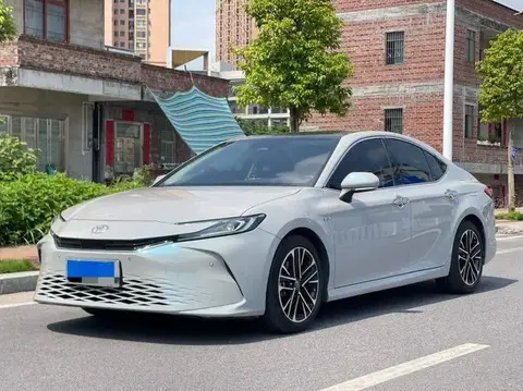 Camry 2024 Hybrid 2.0HG Premium Edition