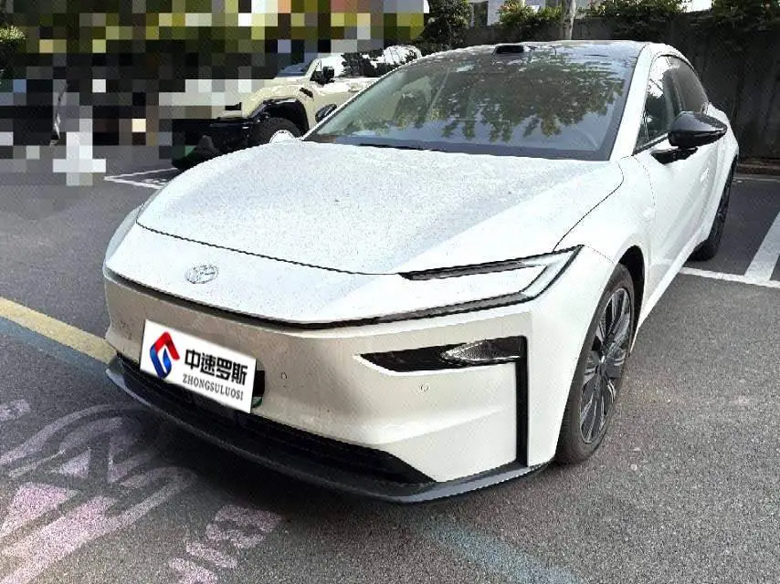  Platinum 7  2026 Mẫu 700 Max LiDAR Edition
