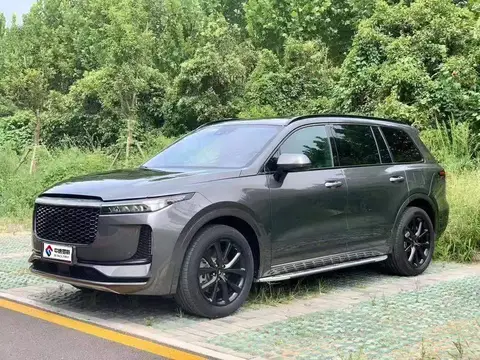 Ideal ONE 2020 Extended Range 6-seater Edition