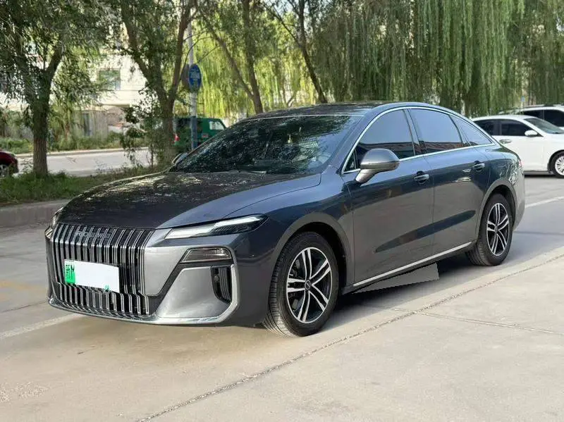 Roewe M7 DMH 2025 160km/h Premium Edition
