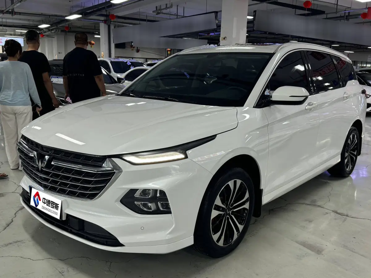 Wuling Capgemini 2022 1.5T CVT flagship model