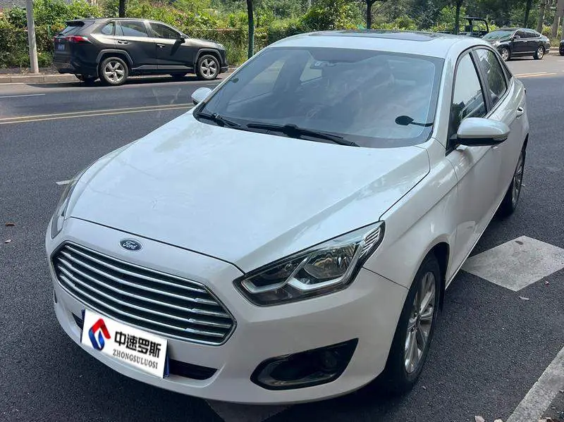 Furis 2015 1.5L Automatic Fashion Model