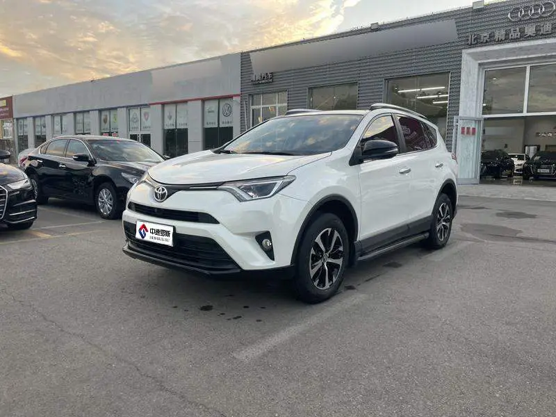 RAV4 Rongfang 2018 2.0L CVT 2WD Fashion X Edition