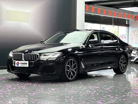 BMW 5 السلسلة 2023 530Li Premium M Sport Package
