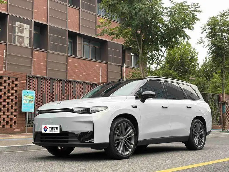 Leapmotor C16 2026 Pure Electric 630 LiDAR Supreme Edition 6-Seater