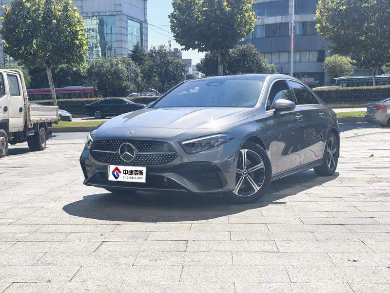 Mercedes-Benz A-Class 2025 A 200 L Fashion