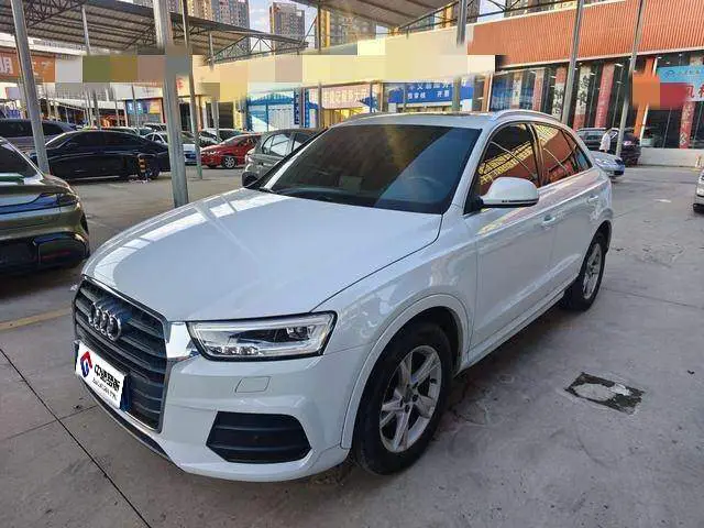 Audi Q3 2018 30th Anniversary Model 35 TFSI Fashion Model
