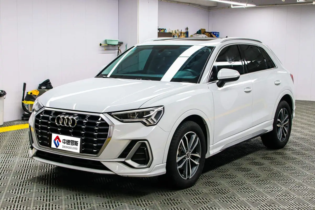 Audi Q3 2022 35 TFSI Progressive Dynamic Edition