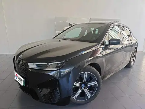 BMW iX 2023 xDrive40