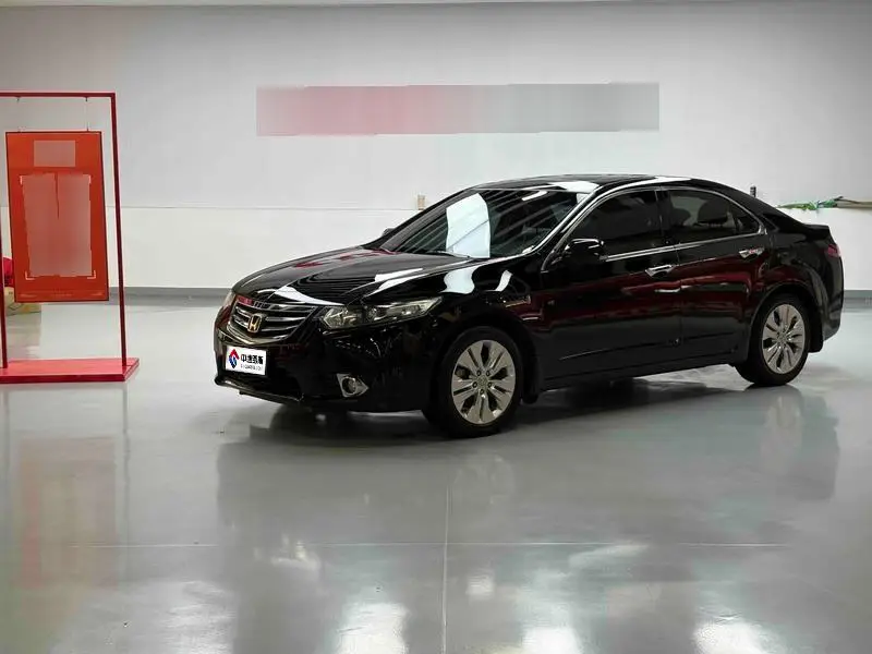 Spirior 2013 2.4L Luxury Edition