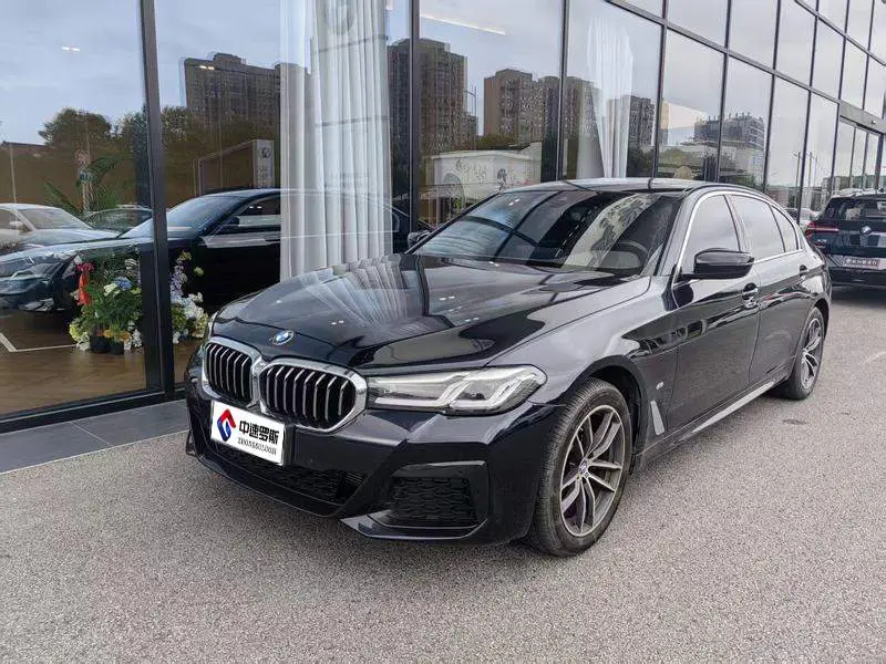 BMW 5 Series 2022 525Li M Sport Package