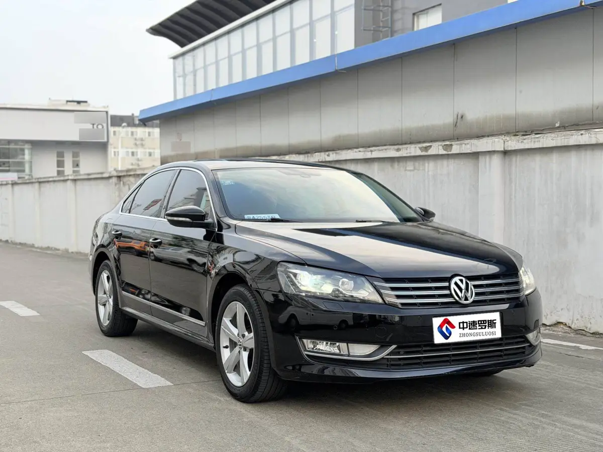 Passat 2015 1.8TSI DSG Elegant Edition