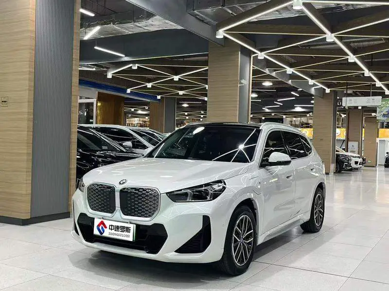 BMW iX1 2025 eDrive25L M Sport Package